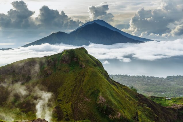 Bali 6-Day Highlights Tour: Uluwatu, Ubud, Kintamani, Nusa Penida & Watersports