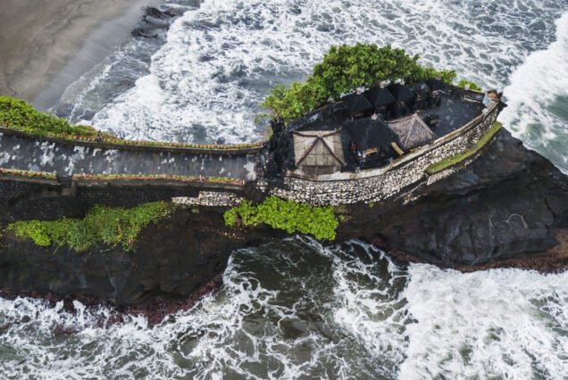 Bali 7-Day Complete Tour: Uluwatu, Ubud, Nusa Penida, East Bali & Watersports