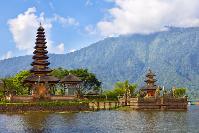 Bali 5-Day Highlights Tour: Uluwatu, Ubud, Kintamani, Nusa Penida & Tanah Lot
